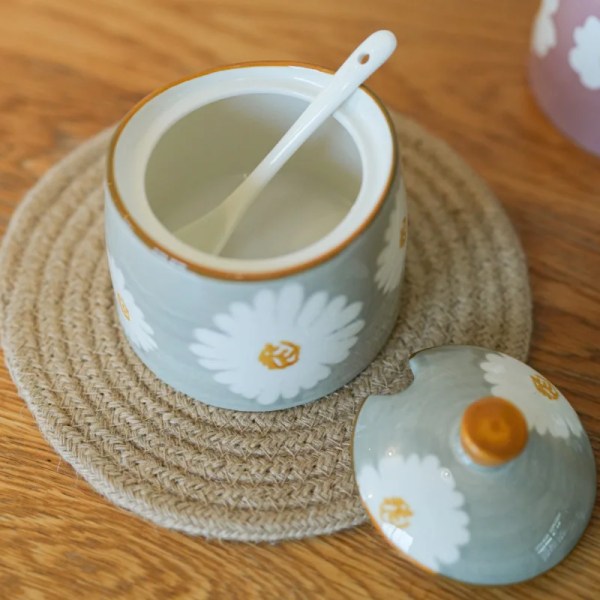 DAISIES - HAND PAINTED CERAMIC ARTISANAL GREEN | Basin Jar & Lid {250ml}