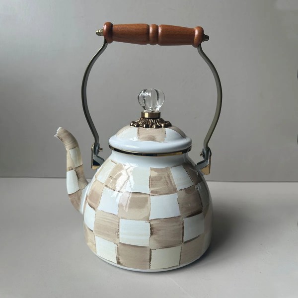 LUMIÈRE OPALINE COLLECTION | Stove-Top Kettle {2.5 L}