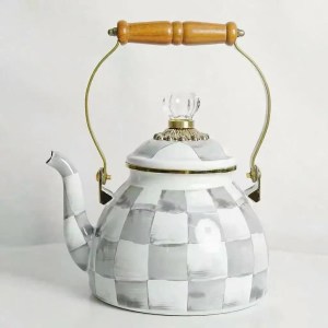LUMIÈRE OPALINE COLLECTION | Stove-Top Kettle {2.5 L}