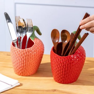 VERDANT MARKET COLLECTION - STRAWBERRY CERAMIC PINK | Butter Dish {With Lid} - Image 4