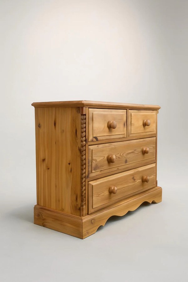 REGENCY HERITAGE COLLECTION - VINTAGE PINE | Drawer Chest