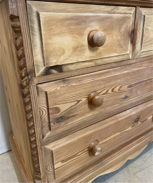 REGENCY HERITAGE COLLECTION - VINTAGE PINE | Drawer Chest