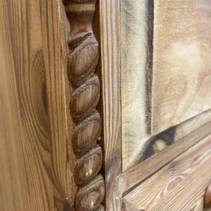 REGENCY HERITAGE COLLECTION - VINTAGE PINE | Drawer Chest - Image 5