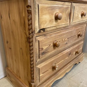 REGENCY HERITAGE COLLECTION - VINTAGE PINE | Drawer Chest - Image 3