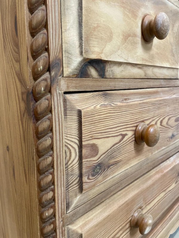 REGENCY HERITAGE COLLECTION - VINTAGE PINE | Drawer Chest